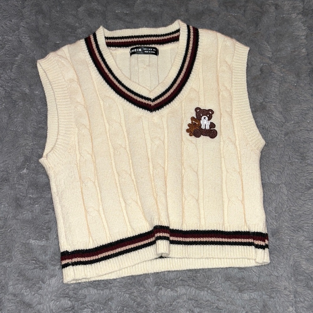 women’s cropped sweater